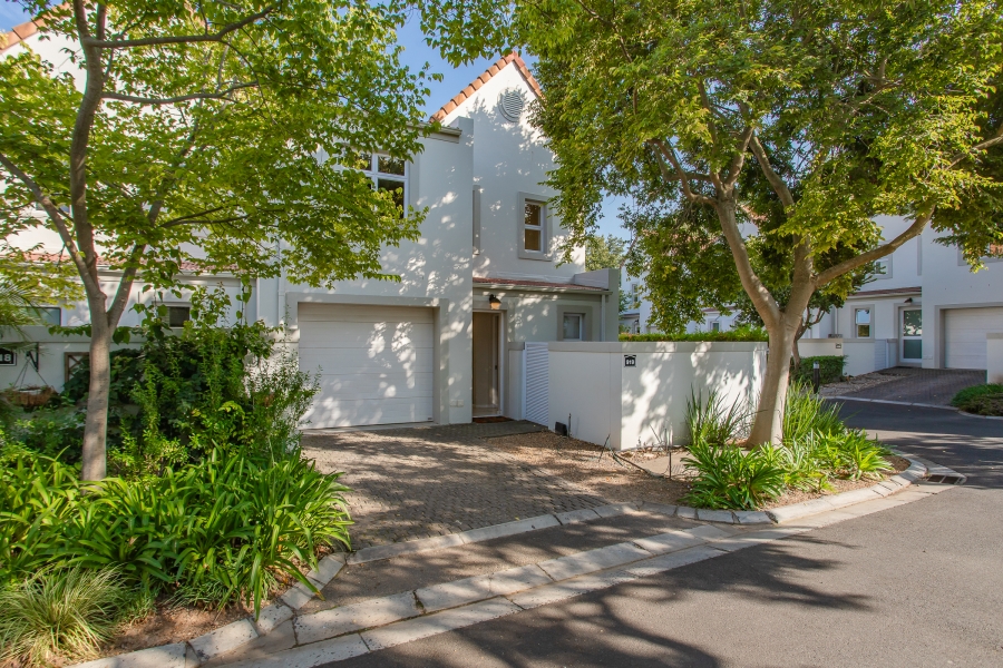 3 Bedroom Property for Sale in Boschenmeer Golf Country Estate Western Cape